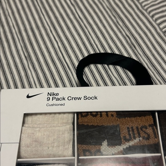 Nike Boys Cushioned Crew Socks 9-Pack - Multicolor - Picture 4 of 12